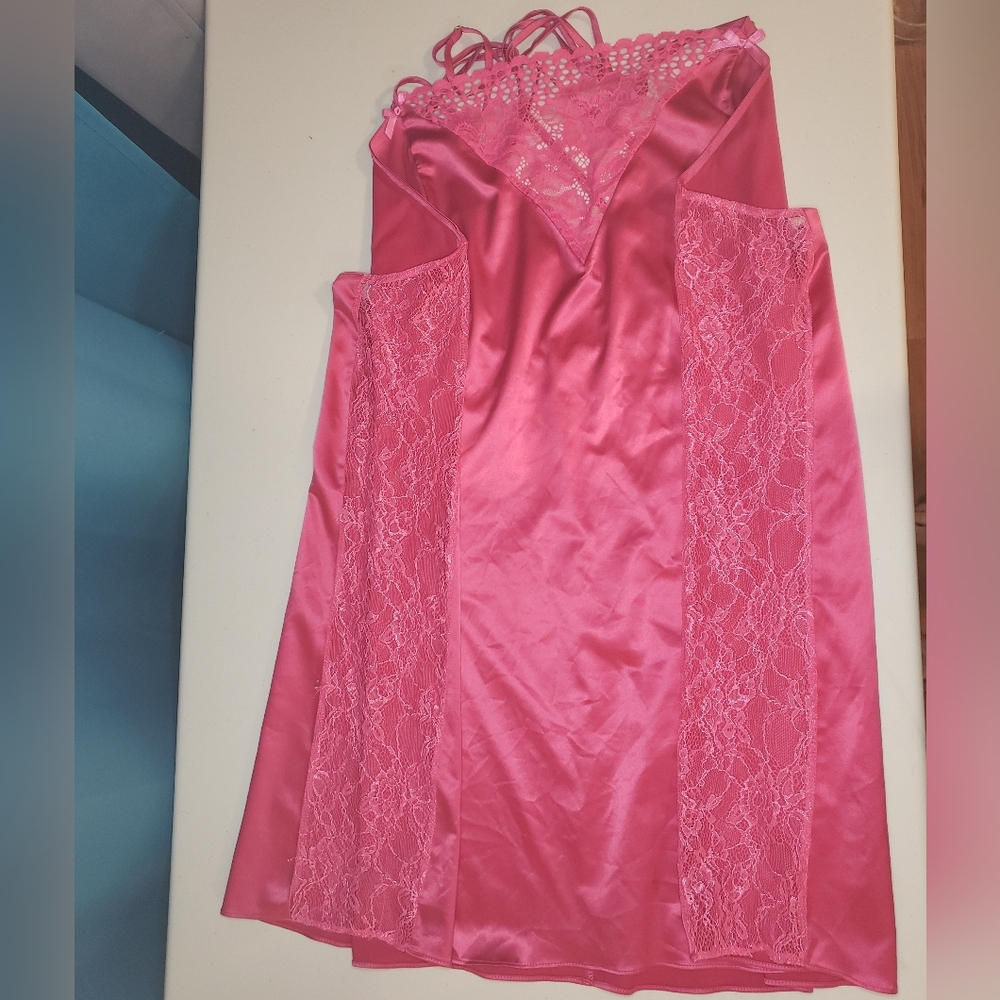 Cacique size 22/24 Womens Night Gown